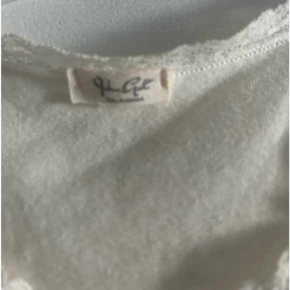 white brandy melville tank top 🤍 - Picture 2 of 3